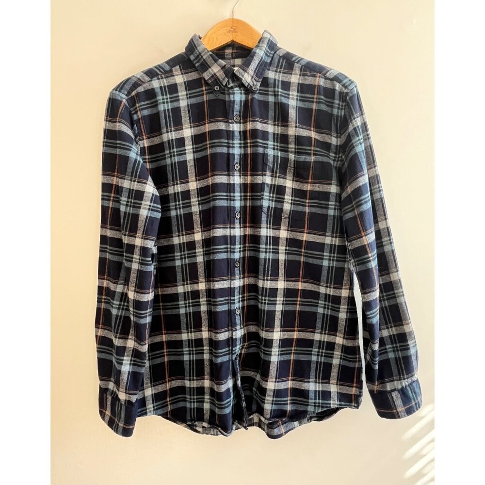 St Johns Bay Flannel Button Up Shirt Mens L Navy Plaid 100% Cotton - Picture 2 of 6